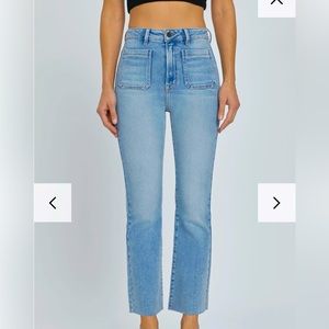 NWT Hidden Happi Light Wash Front Pocket Stretch Crop Flare Jean